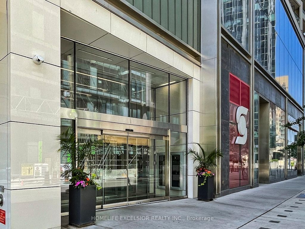 Photo of 5 Soudan Avenue #716, Toronto, ON M4S 0B1 (MLS # C12442671)