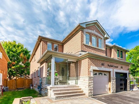 185 Foxfield Crescent Vaughan ON L4K 5E8
