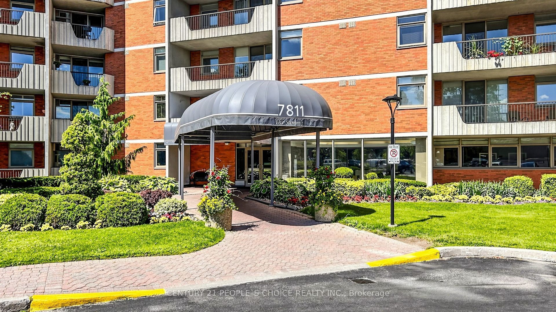 7811 Yonge Street 310