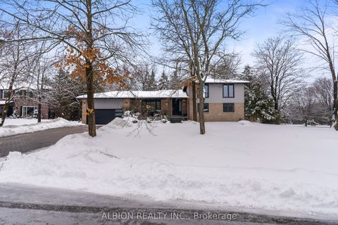 Photo of 39 Westview Crescent, Caledon, ON L7E 0E2 (MLS # W12679138)