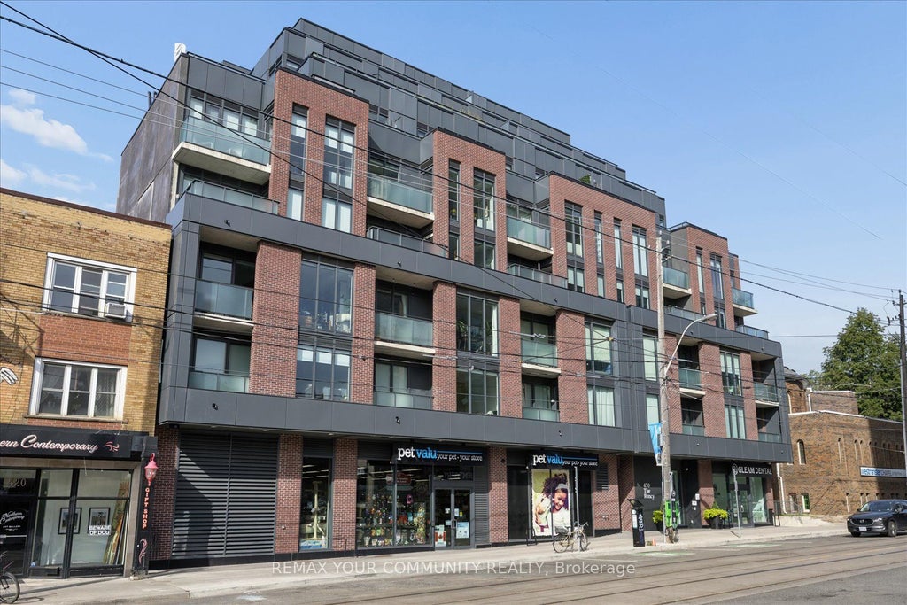 Photo of 430 Roncesvalles Avenue #404, Toronto, ON M6R 0A6 (MLS # W13861770)