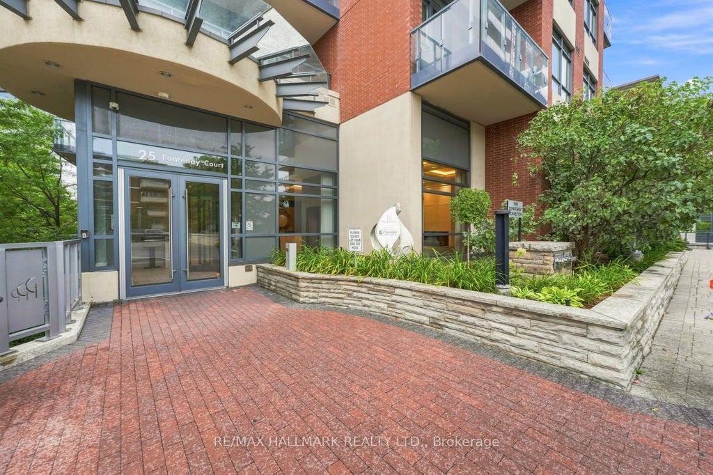 Photo of 25 Fontenay Court #905, Toronto, ON M9A 0C4 (MLS # W13766002)