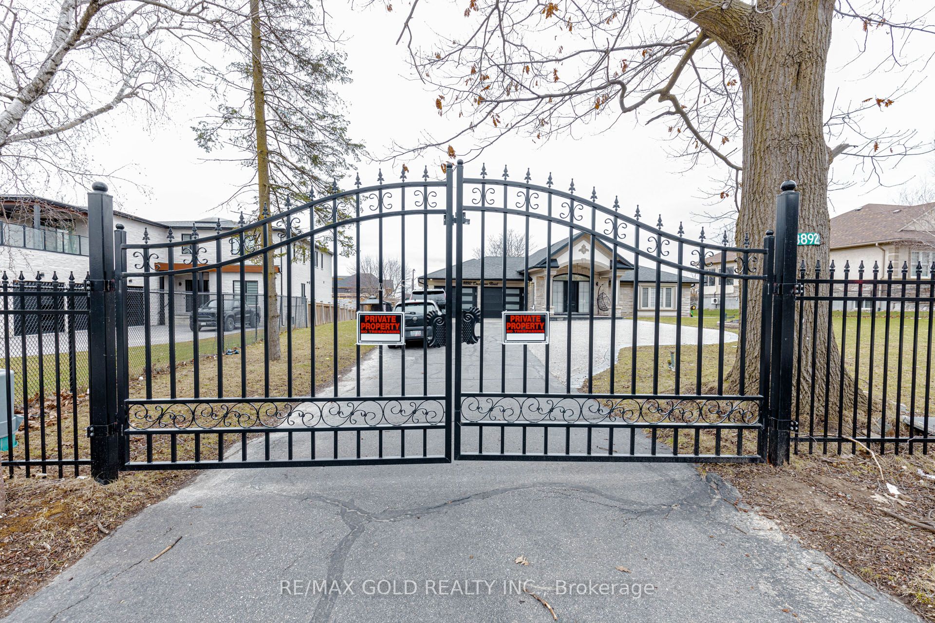 8892 Creditview Road