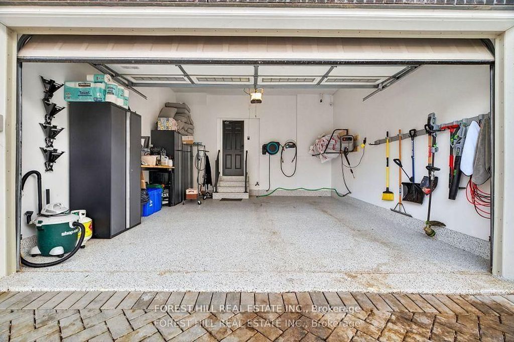 Photo of 282 King Road, Richmond Hill, ON L4E 1H3 (MLS # N12794372)