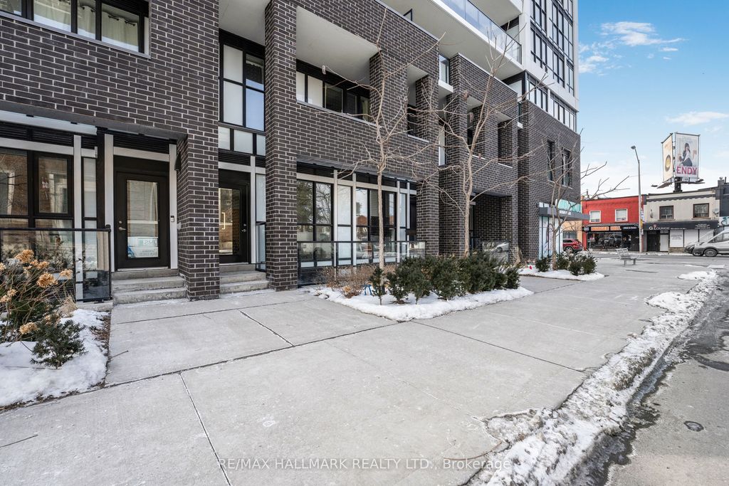 Photo of 2301 Danforth Avenue #TH 103, Toronto, ON M4C 1K5 (MLS # E12498492)