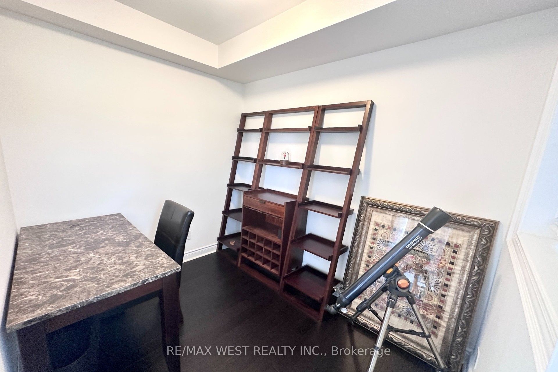 2172 Trafalgar Road 19