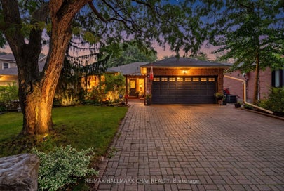 66 Hutchinson Drive New Tecumseth ON L9R 1M2