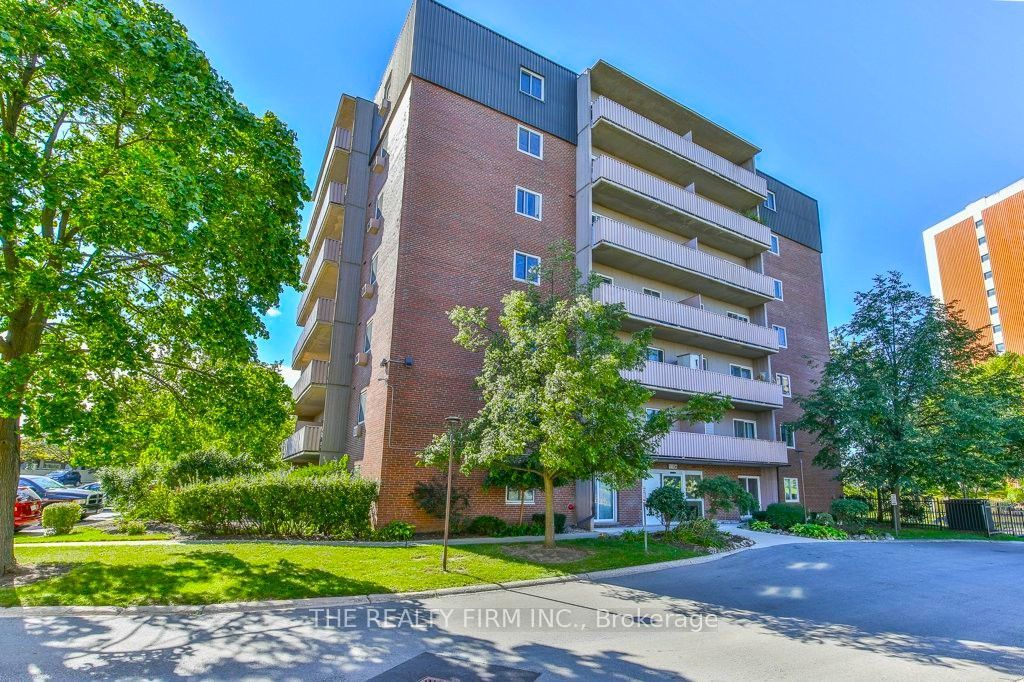 Photo of 1106 Jalna Boulevard #102, London South, ON N6E 2R9 (MLS # X13833410)