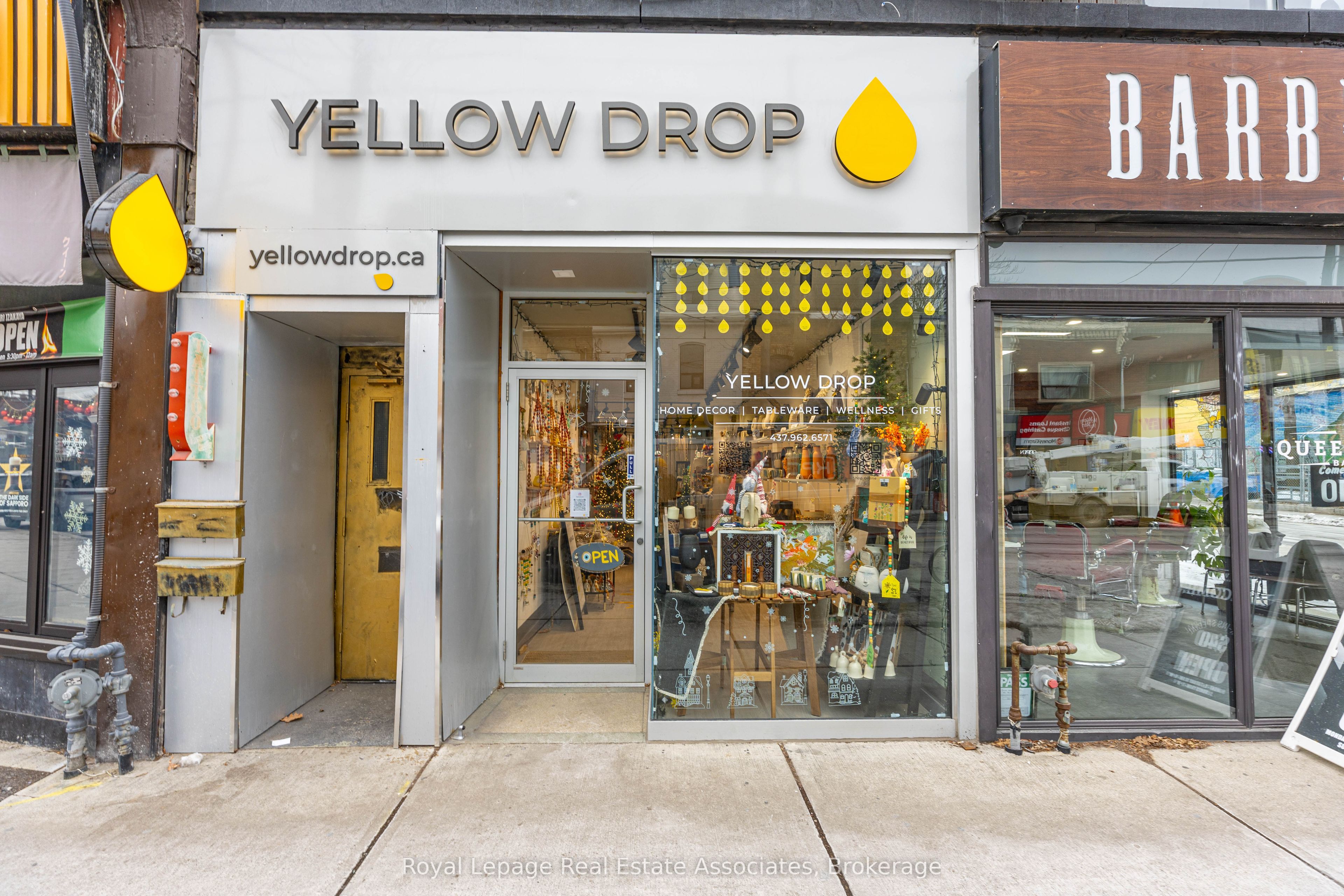 Photo 1 of 23 — 618 Queen Street W, Toronto, ON M6J 1E4