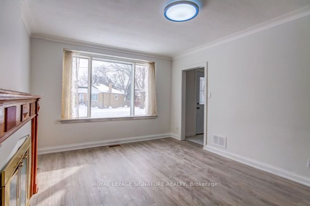 Photo of 88 Westview Boulevard, Toronto, ON M4B 3J1 (MLS # E12897268)