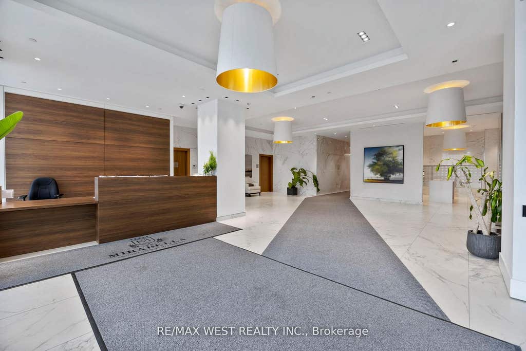 Photo of 1928 Lake Shore Boulevard W #3902, Toronto, ON M6S 0B1 (MLS # W13473496)