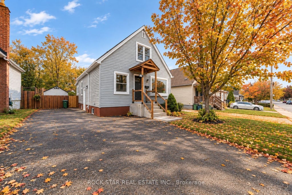 Photo of 294 east 28th Street, Hamilton, ON L8V 3J3 (MLS # X14104054)