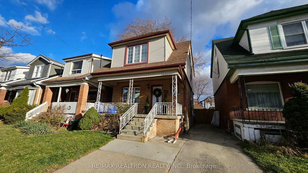 Photo of 88 Kensington Avenue, Hamilton, ON L8L 7N2 (MLS # X12689690)