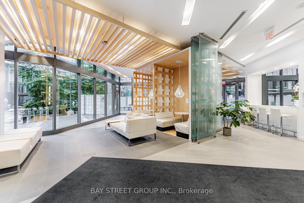 Photo of 45 Charles Street E #5102, Toronto, ON M4Y 0B8 (MLS # C13624106)