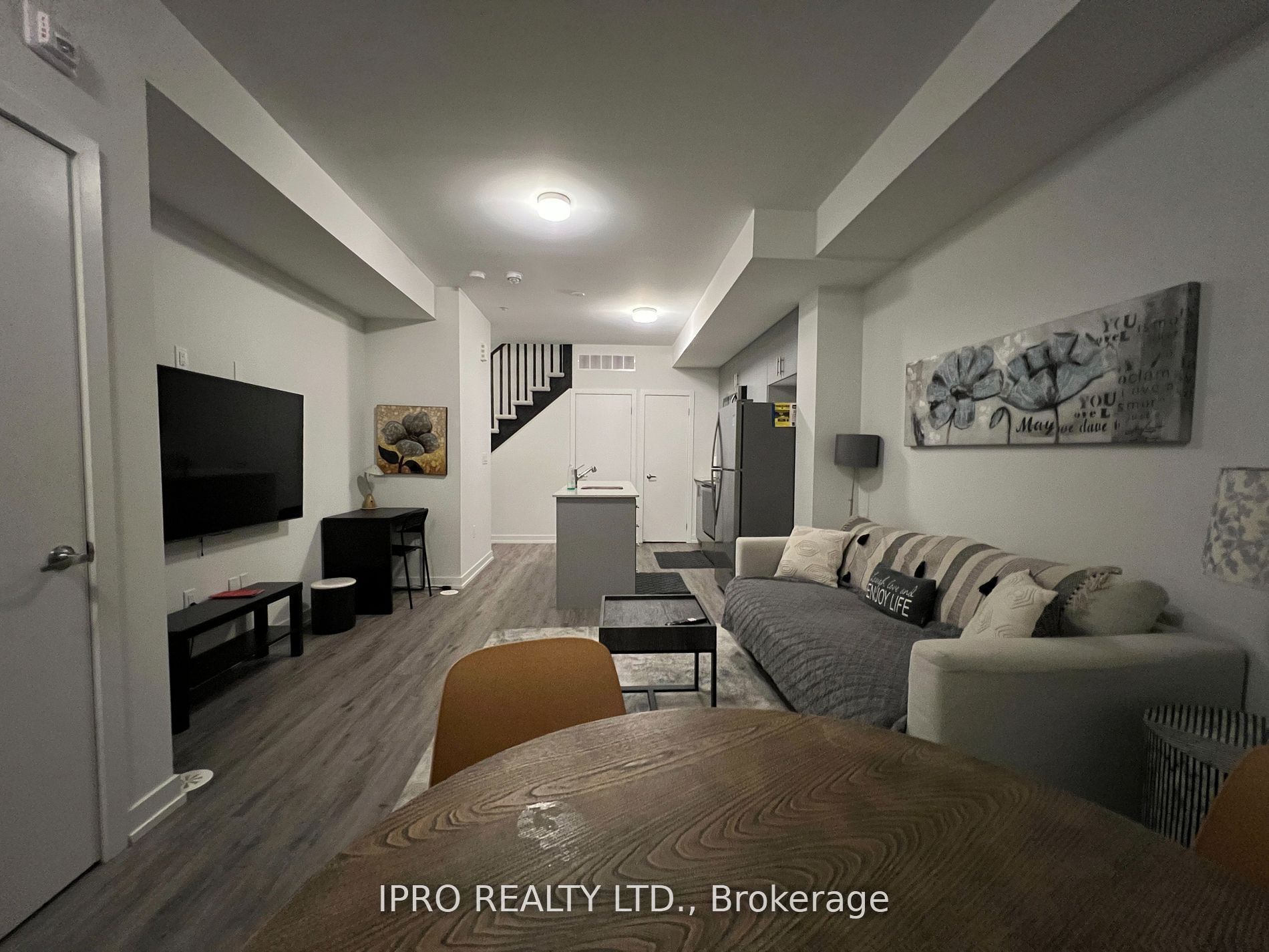3562 Colonial Drive 3