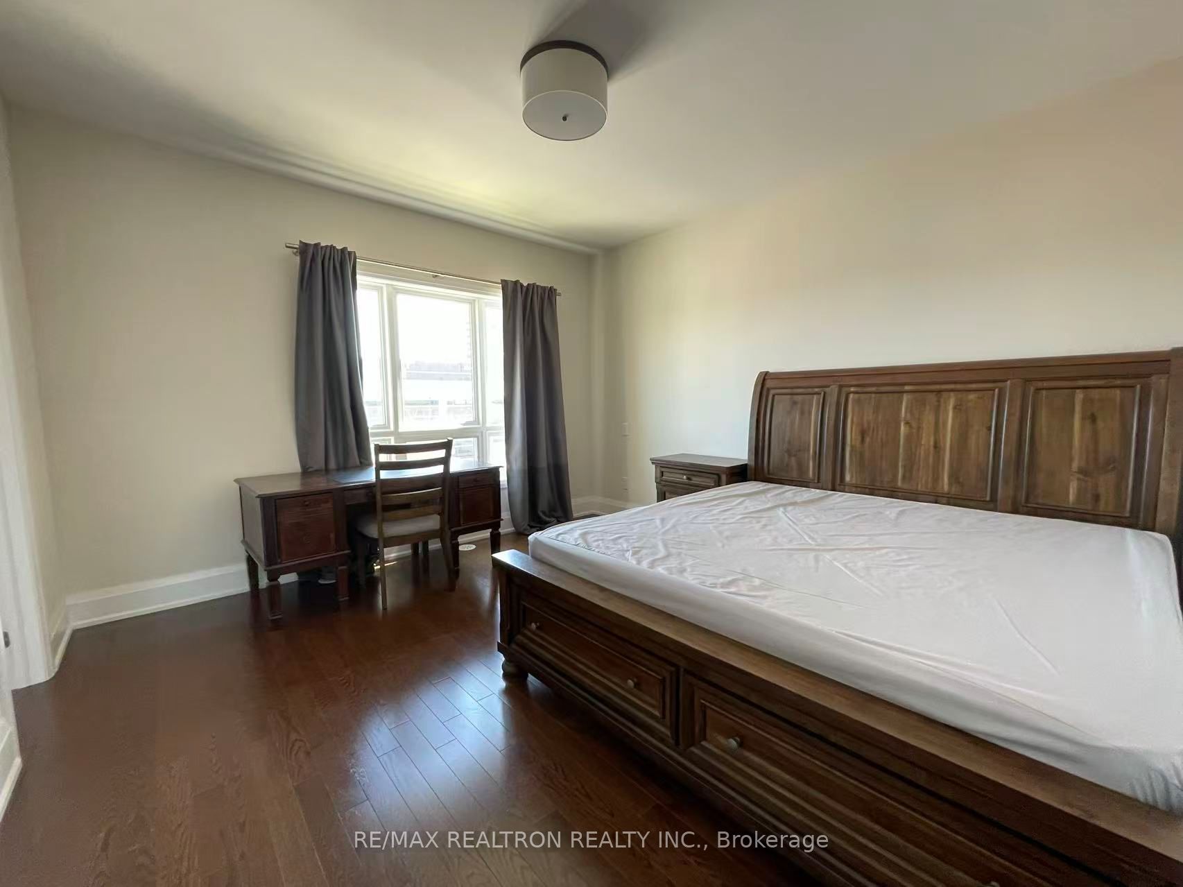 4016 Highway 7 Street E Room B