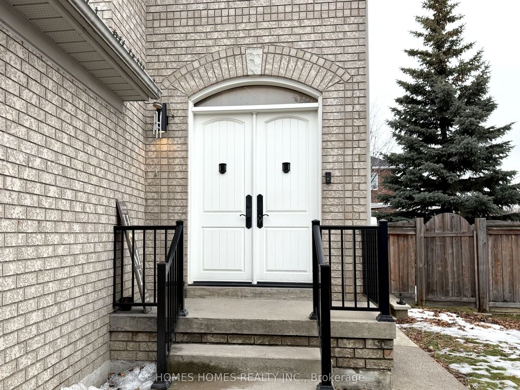 Photo of 36 Frustac Trail, Caledon, ON L7E 2B6 (MLS # W12705288)