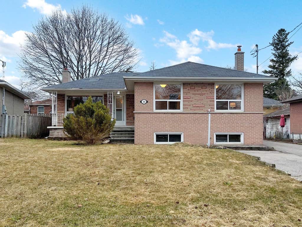Photo of 368 Balkan Road, Richmond Hill, ON L4C 2P1 (MLS # N13720798)