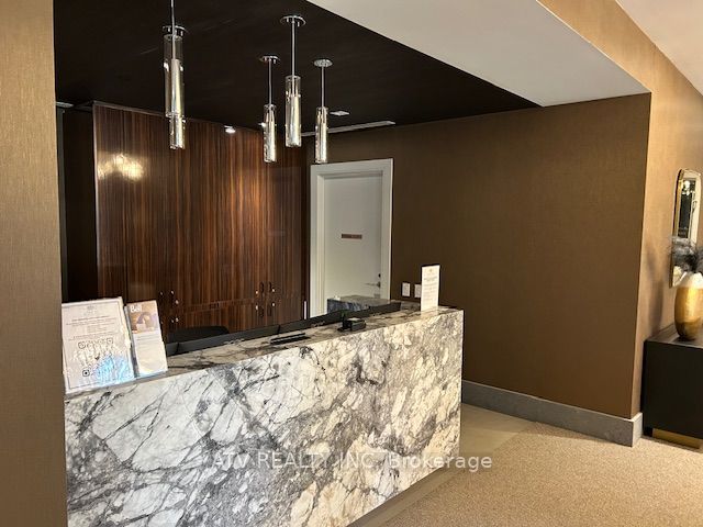 28 WIDMER Street 4822