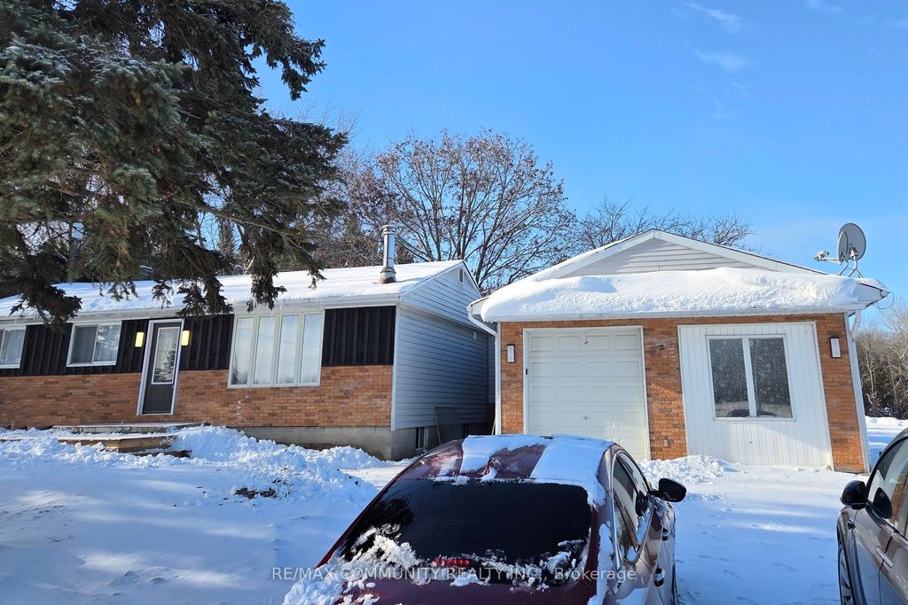 Photo of 11490 Simcoe Street, Scugog, ON L9L 1B3 (MLS # E12705294)