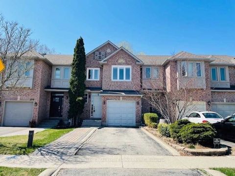 2220 Ridge Landing Oakville ON L6M 3L7