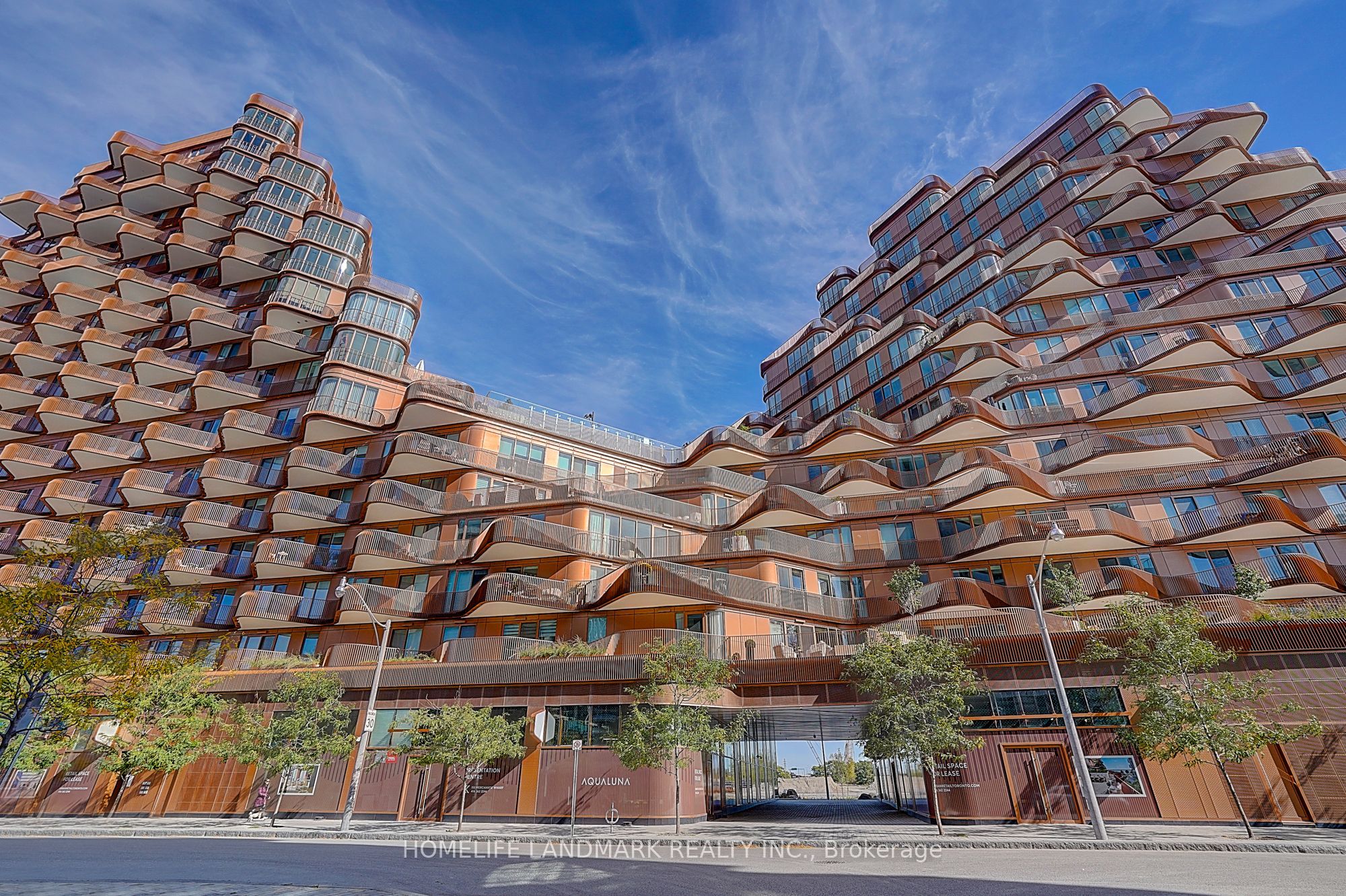 155 Merchants' Wharf N/A 1122