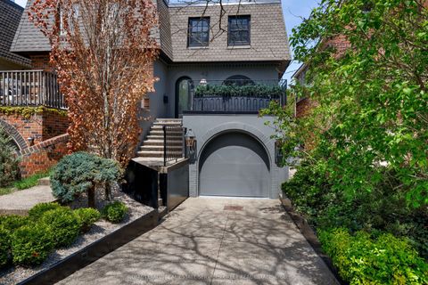 42 Rowanwood Avenue Toronto ON M4W 1Y7