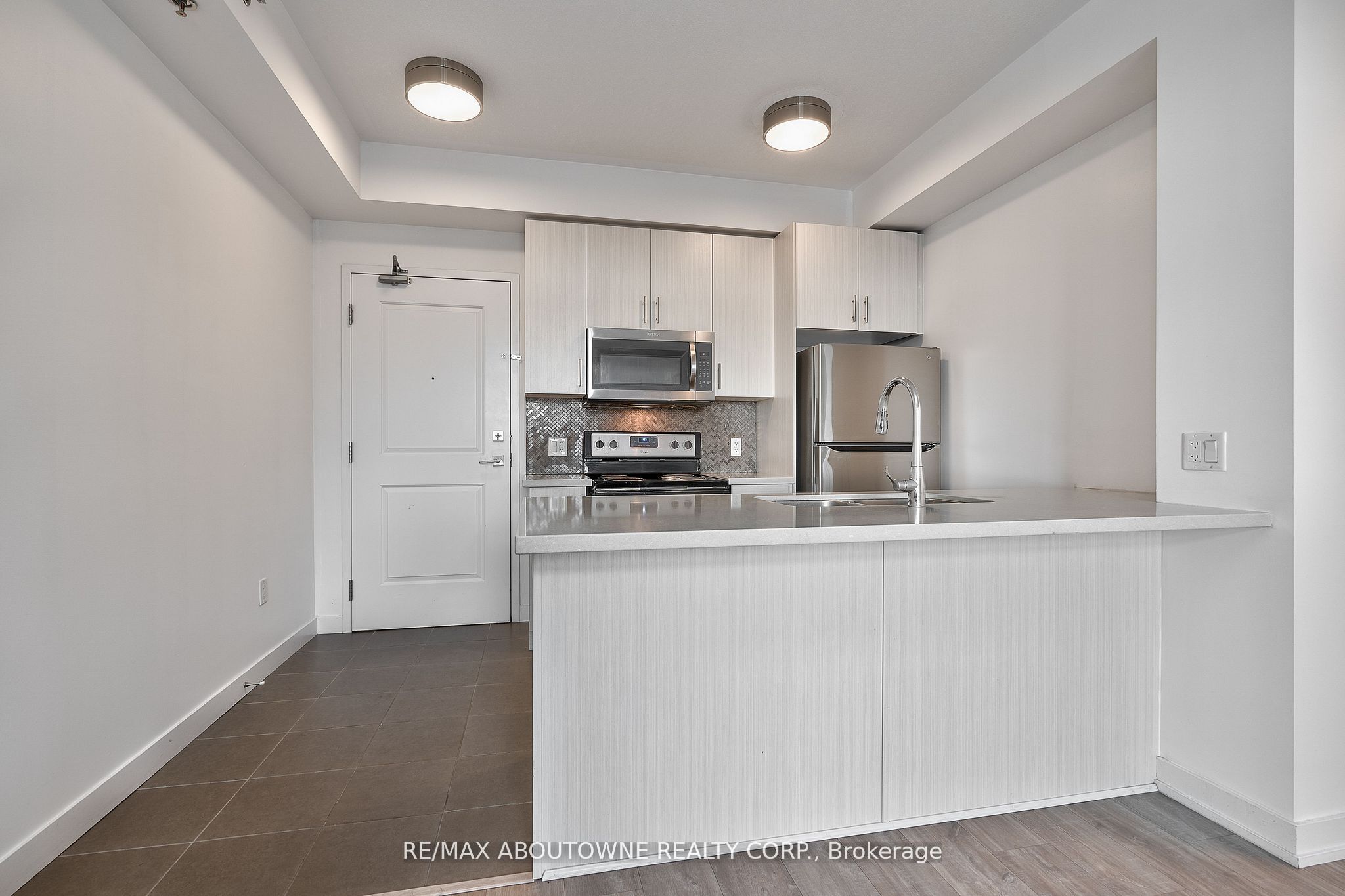 2490 Old Bronte Road 306