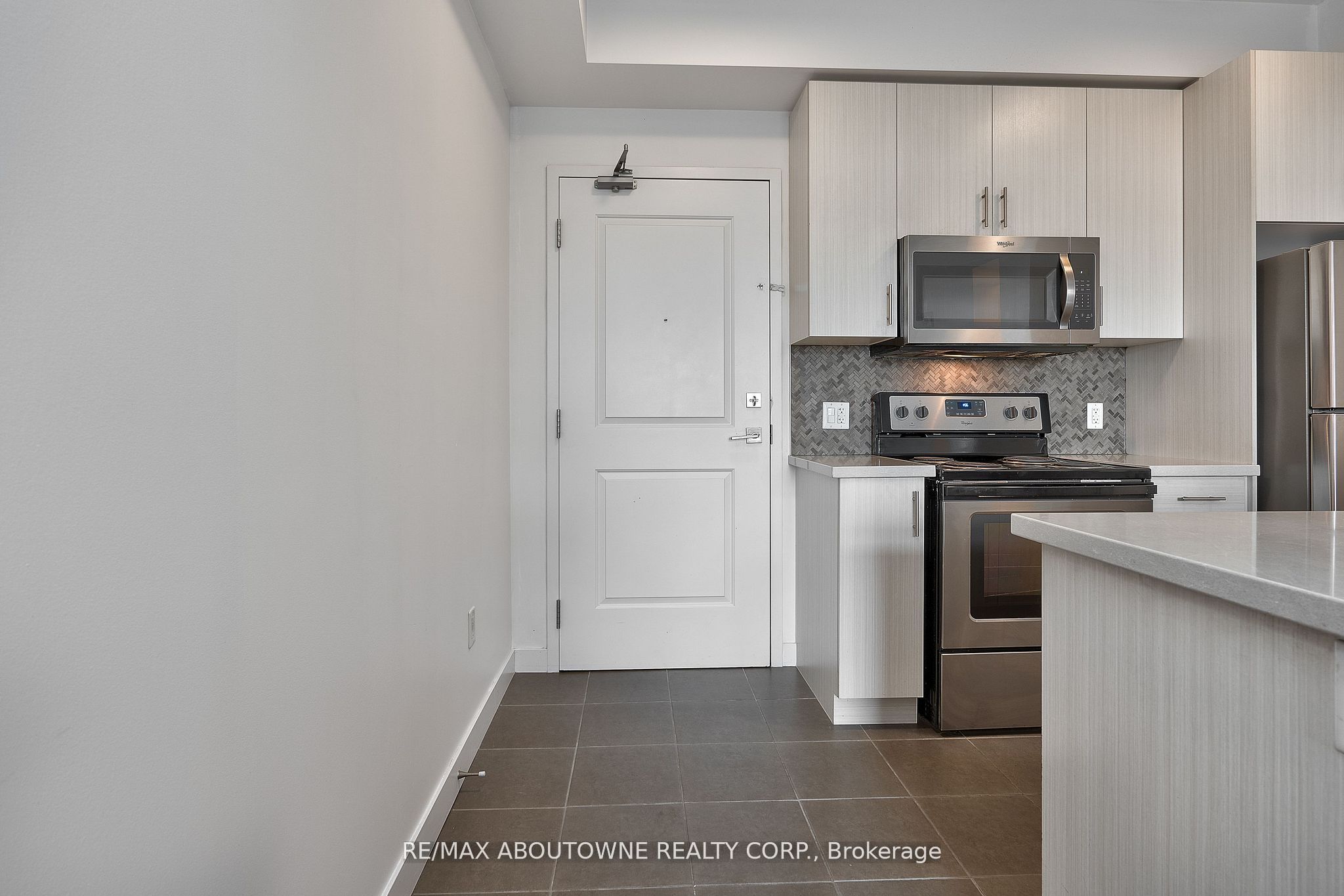 2490 Old Bronte Road 306