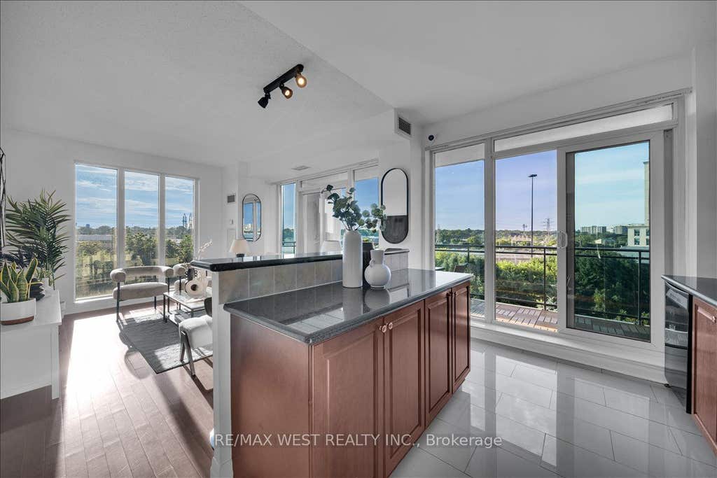 Photo of 2119 Lake Shore Boulevard W #604, Toronto, ON M8V 4E8 (MLS # W13508334)