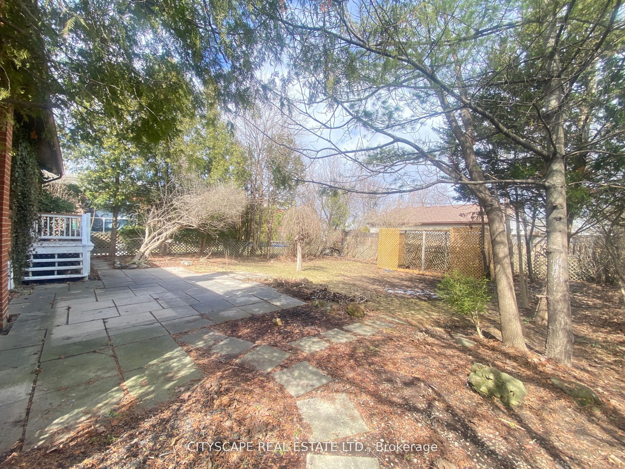 377 Martin Street