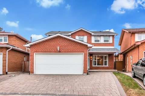 119 Mccabe Crescent Main & 2nd Vaughan ON L4J 2S6