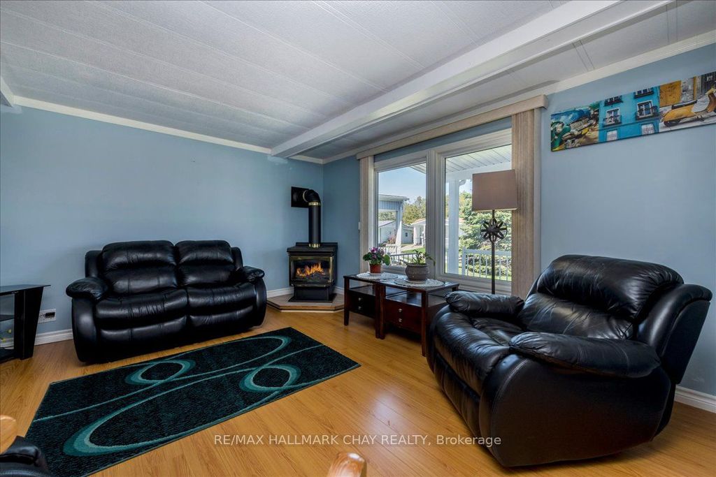 Photo of 79 LINDEN Lane, Innisfil, ON L9S 1N3 (MLS # N13019084)