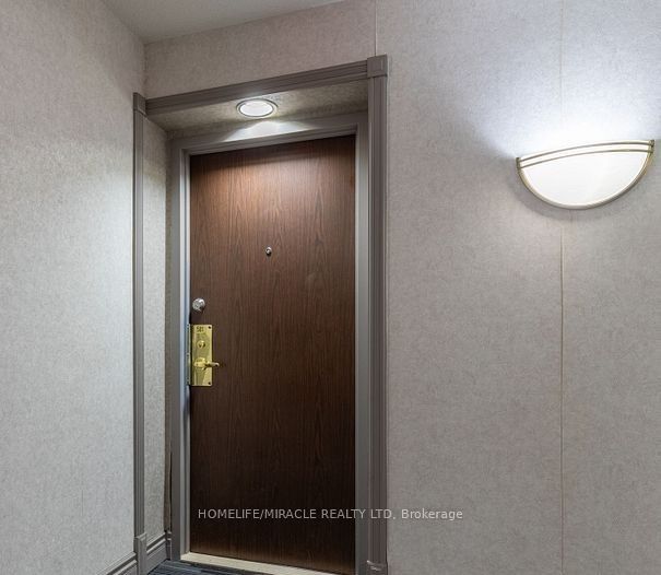 2901 Kipling Avenue 501