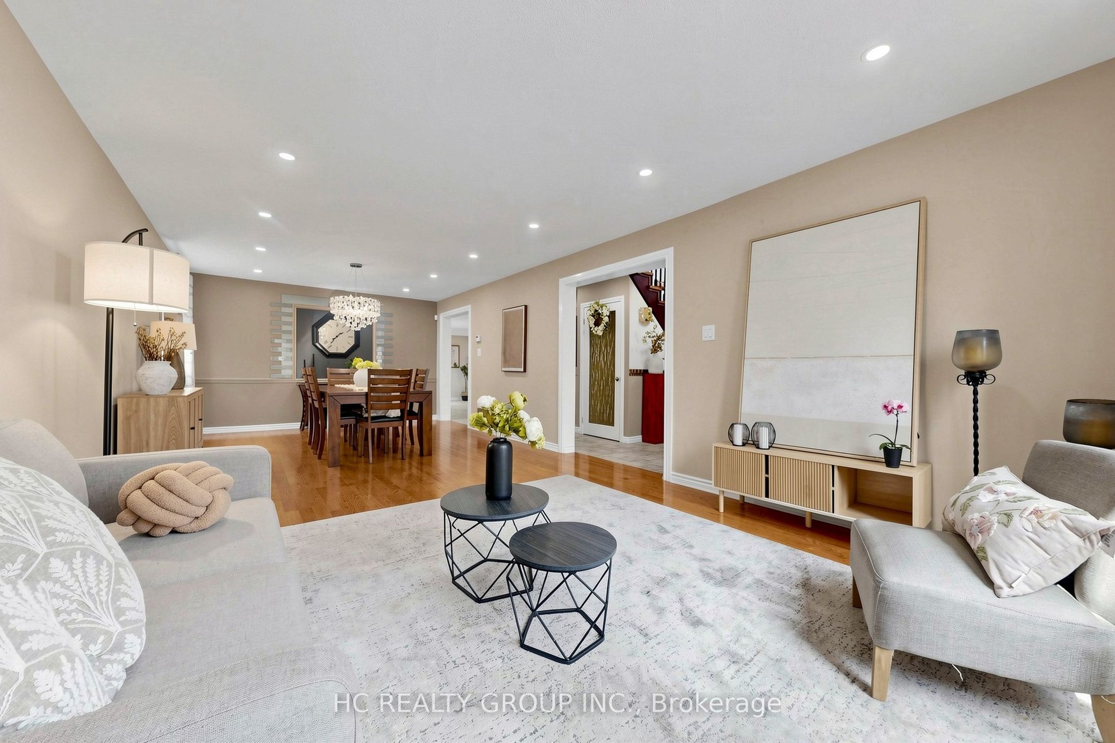 84 Viewmark Drive