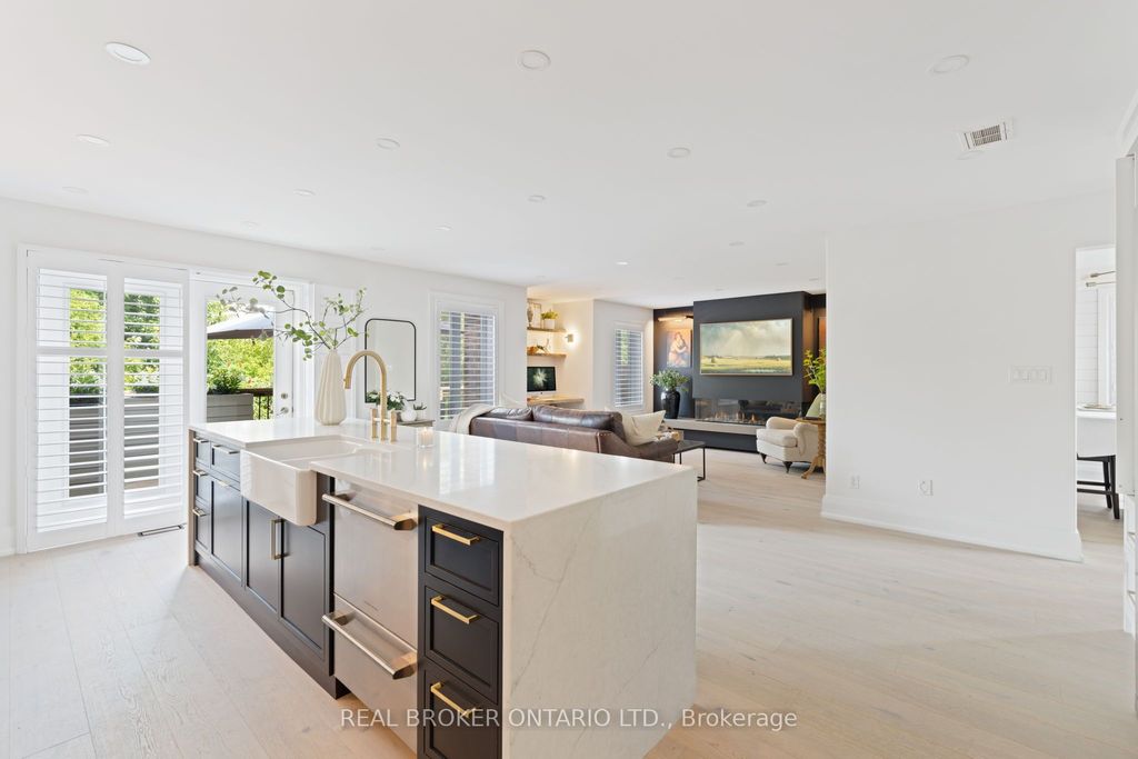 Photo of 17 Coutts Court, Guelph, ON N1L 1S9 (MLS # X12473306)