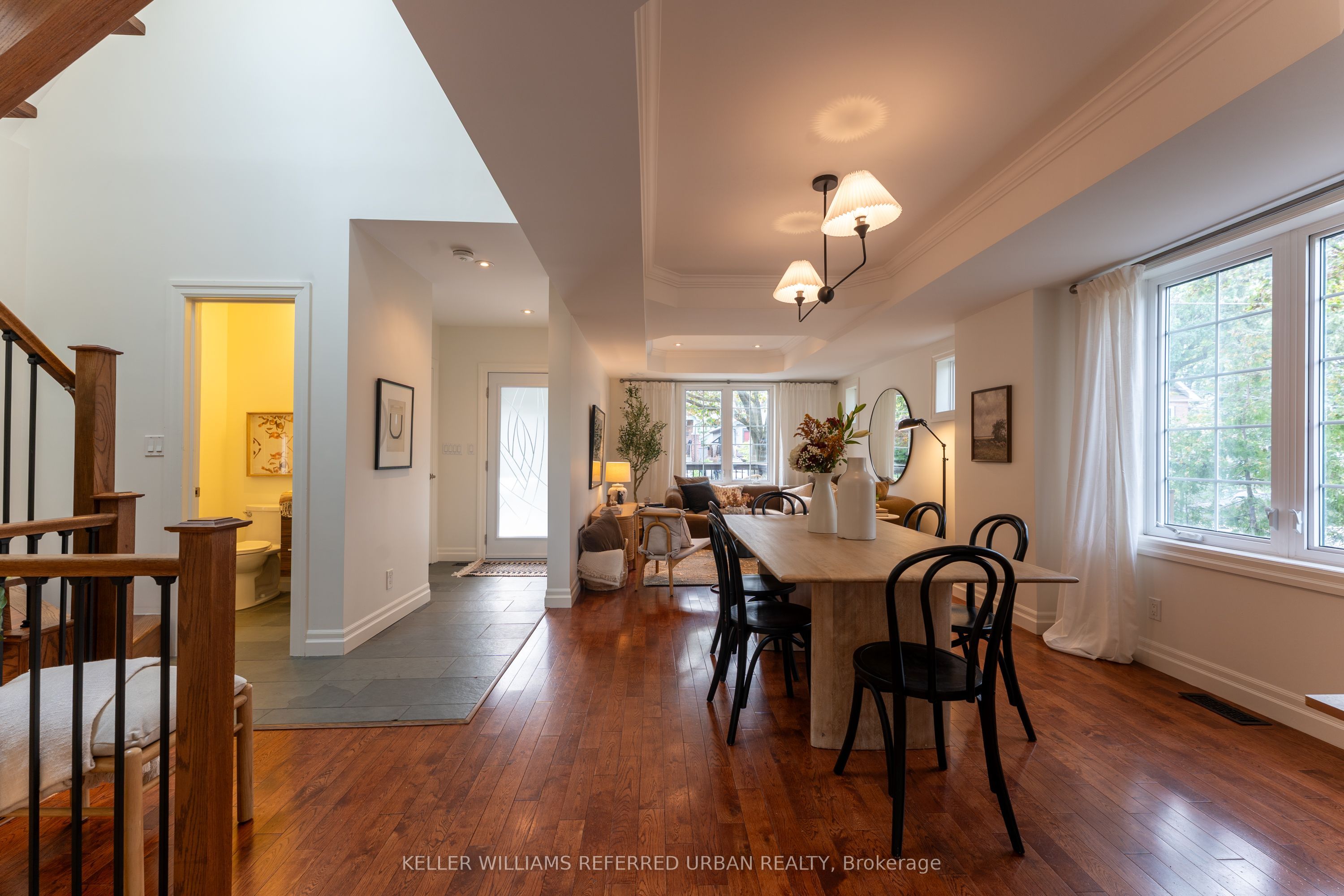 77 Oak Park Avenue