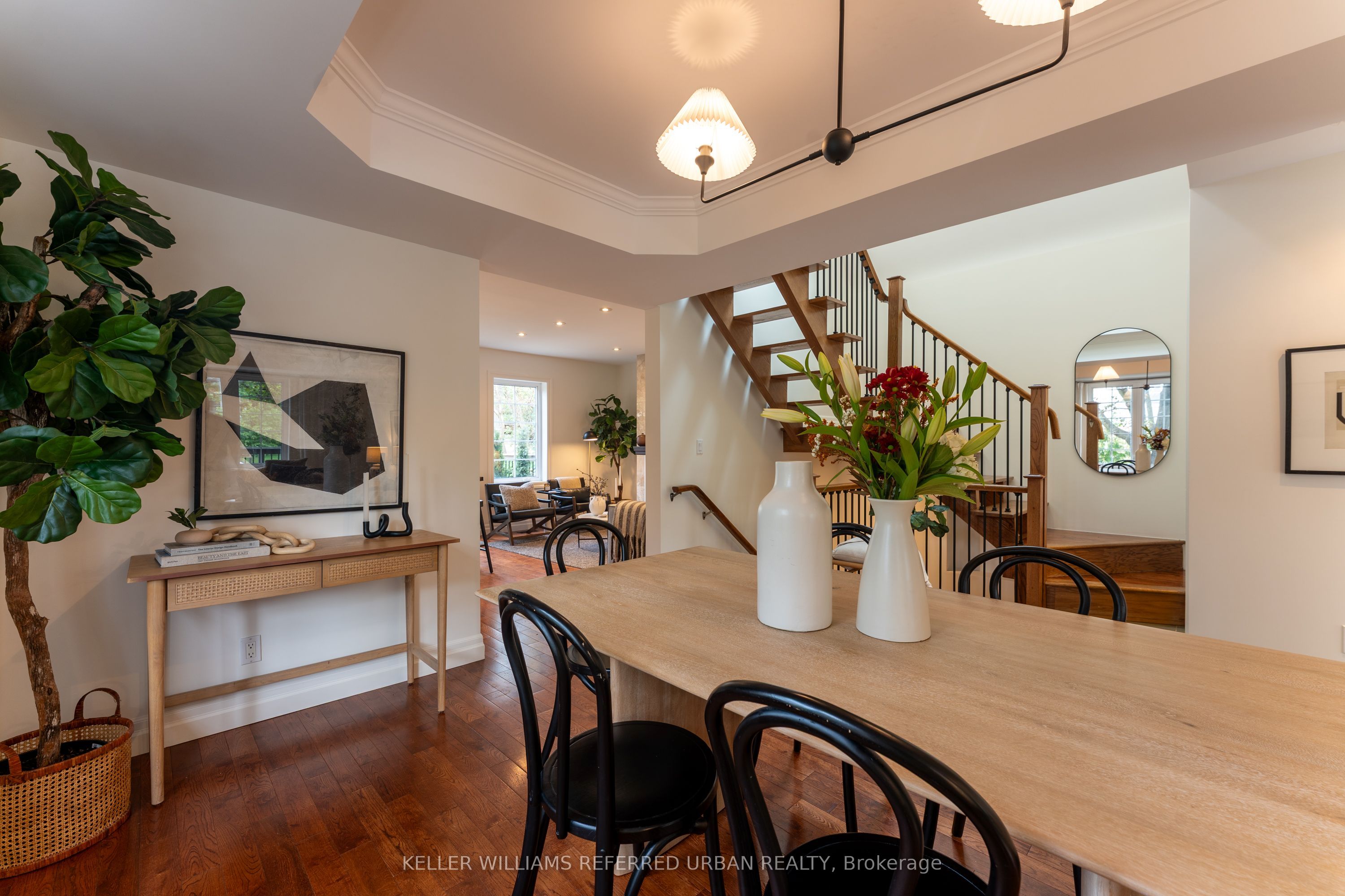 77 Oak Park Avenue
