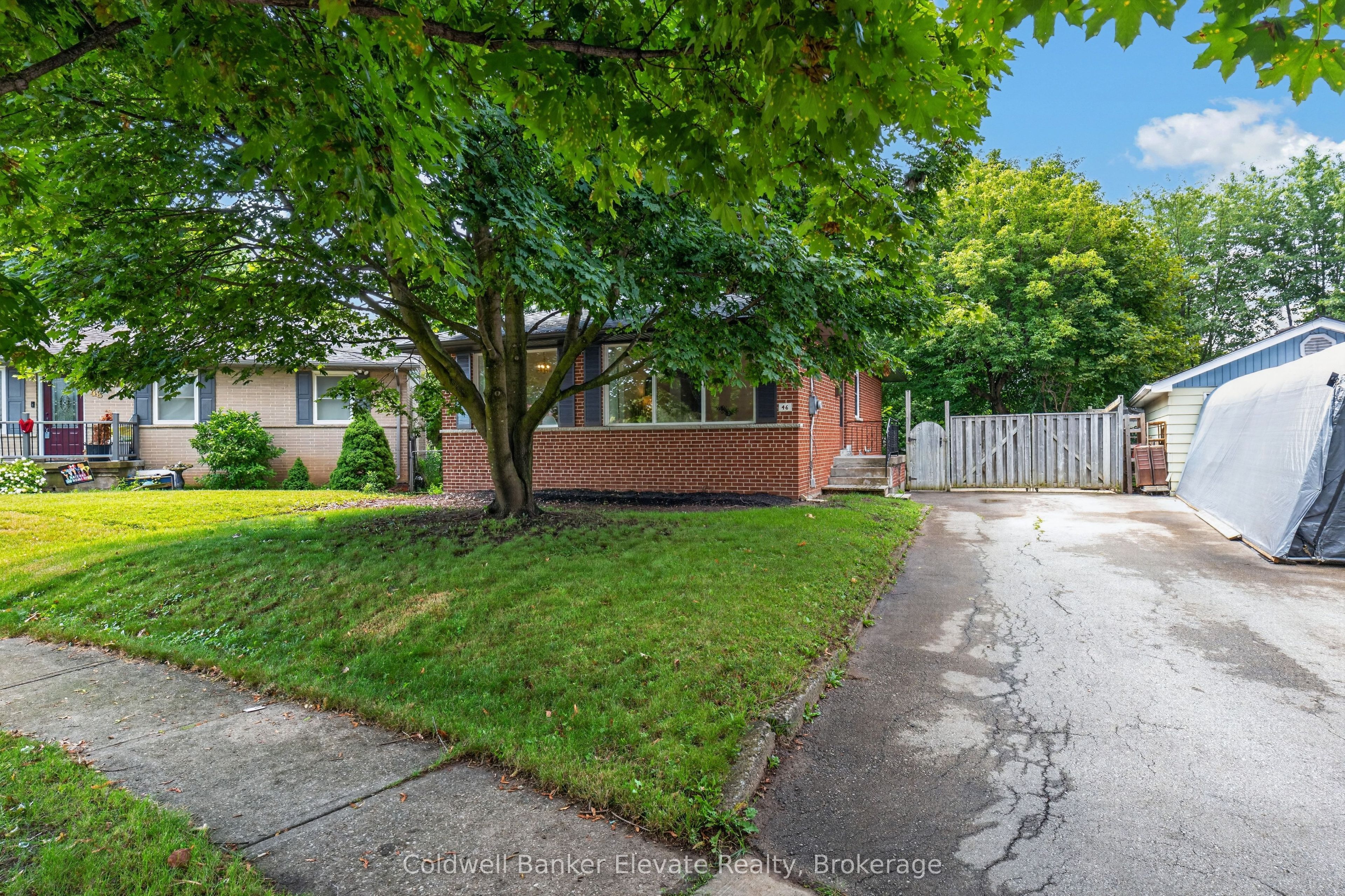 46 McIntyre Crescent