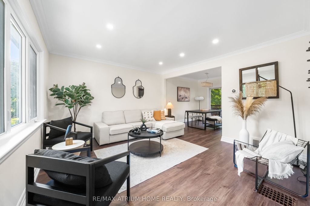 Photo of 218 Bogert Avenue, Toronto, ON M2N 1L3 (MLS # C12553706)