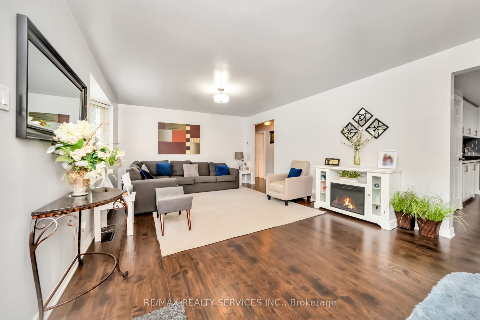 3287 Michaud Avenue