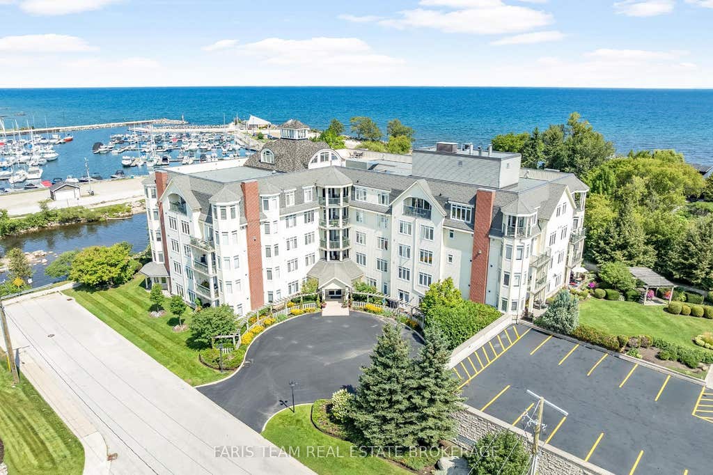 Photo of 10 Bay Street E #301, Blue Mountains, ON N0H 2P0 (MLS # X13679842)