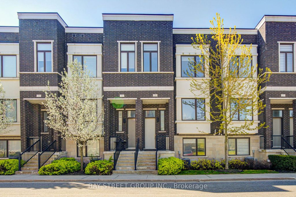 Photo of 29 Lafferty Lane, Richmond Hill, ON L4C 0Z8 (MLS # N13140406)