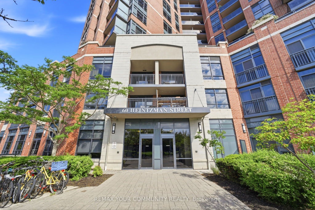 Photo of 60 Heintzman Street #2102, Toronto, ON M6P 5A1 (MLS # W13566682)