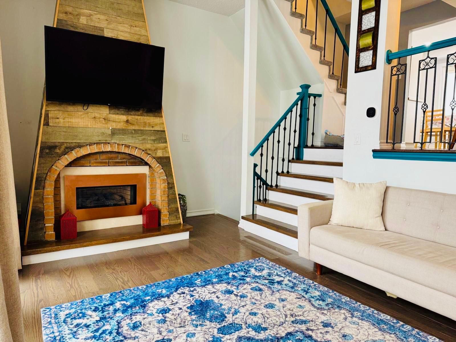 6780 Formentera Avenue 80