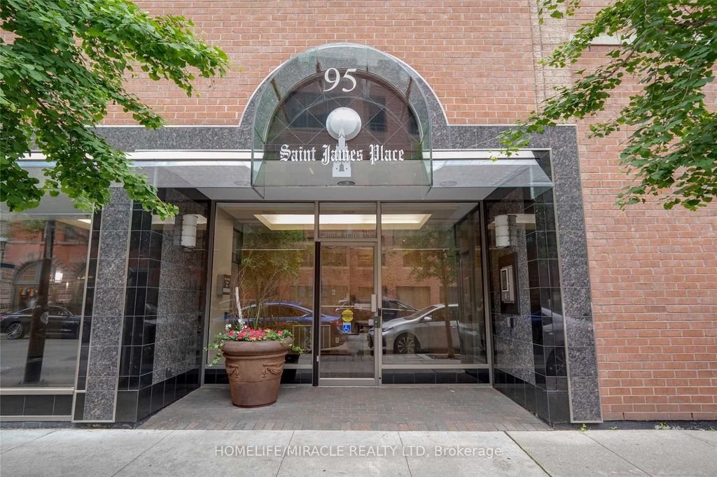 Photo of 95 Lombard Street #605, Toronto, ON M5C 2V3 (MLS # C13211646)