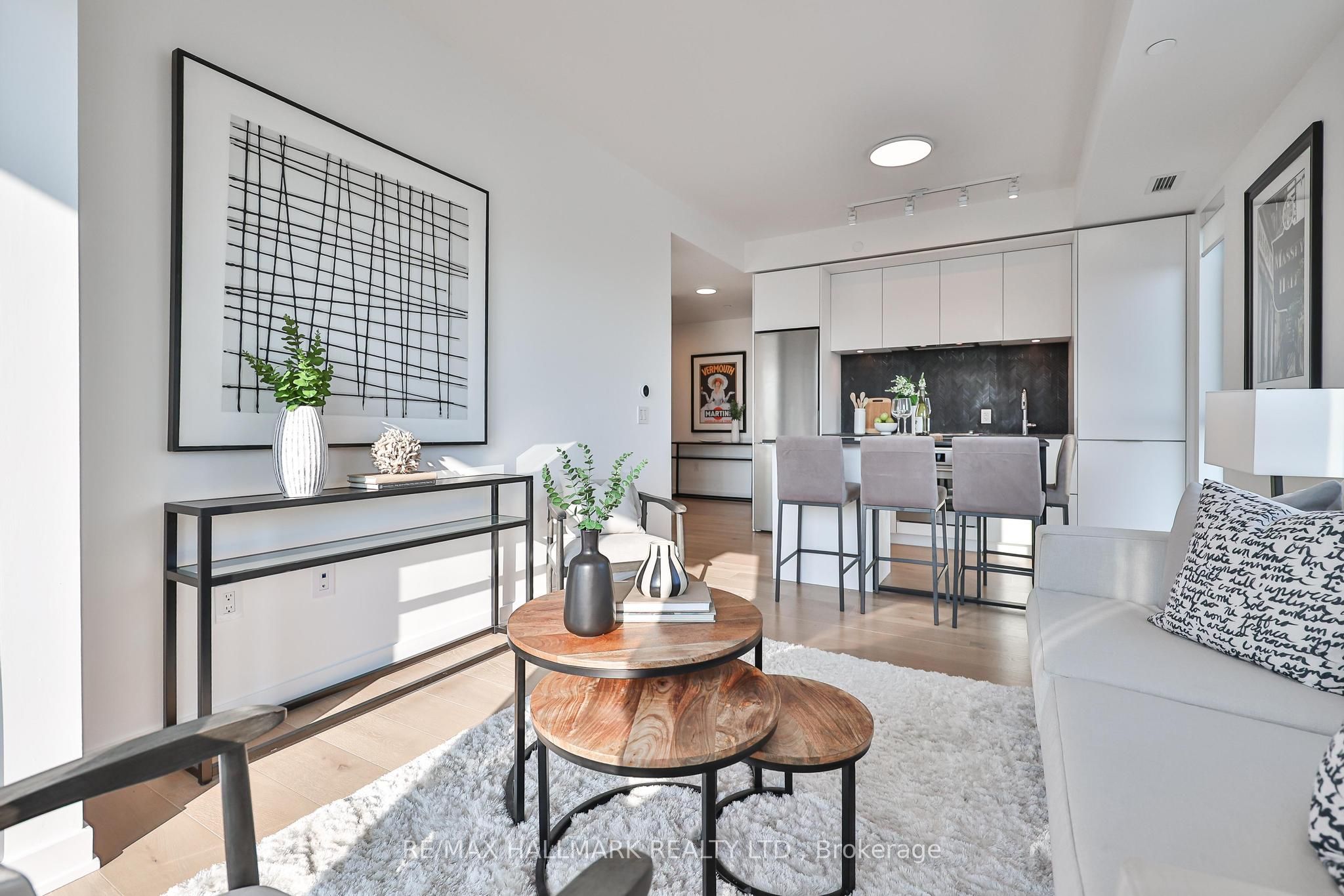 130 River Street 2703