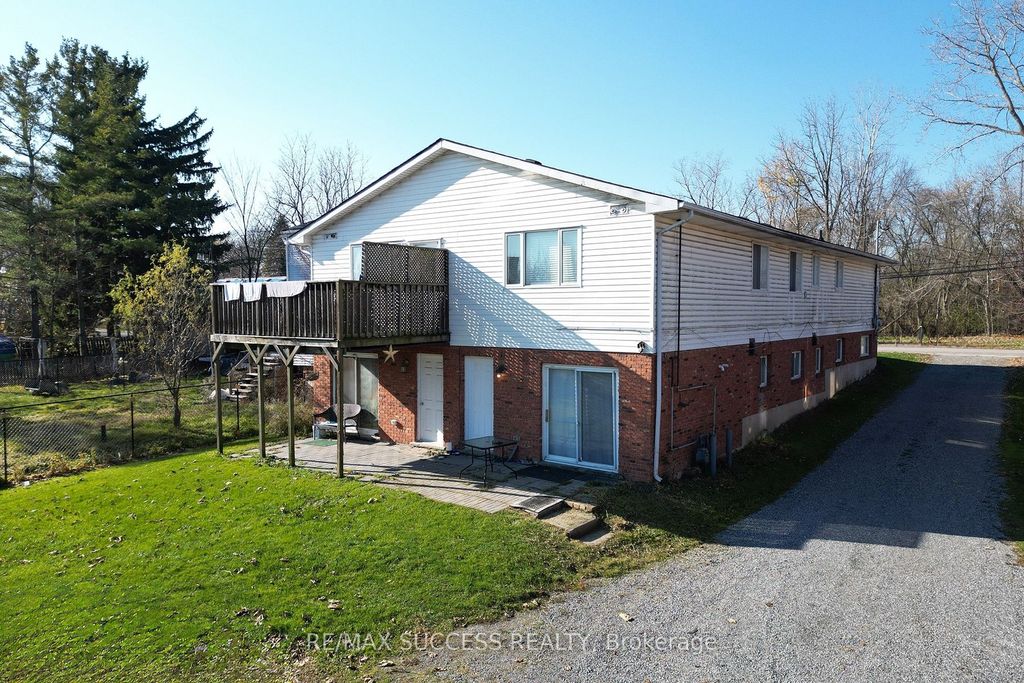 Photo of 32 &amp; 34 River Street, Thorold, ON L0S 1K0 (MLS # X12565456)