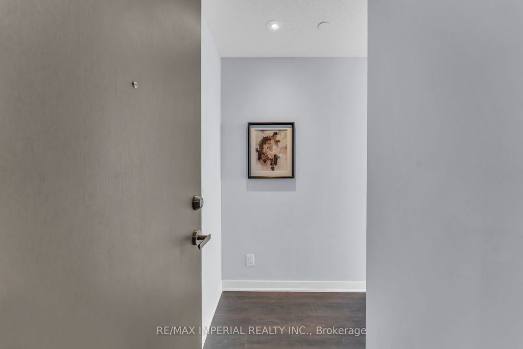 Photo of 88 Harbour Street, Toronto, ON M5J 0C3 (MLS # C13141400)