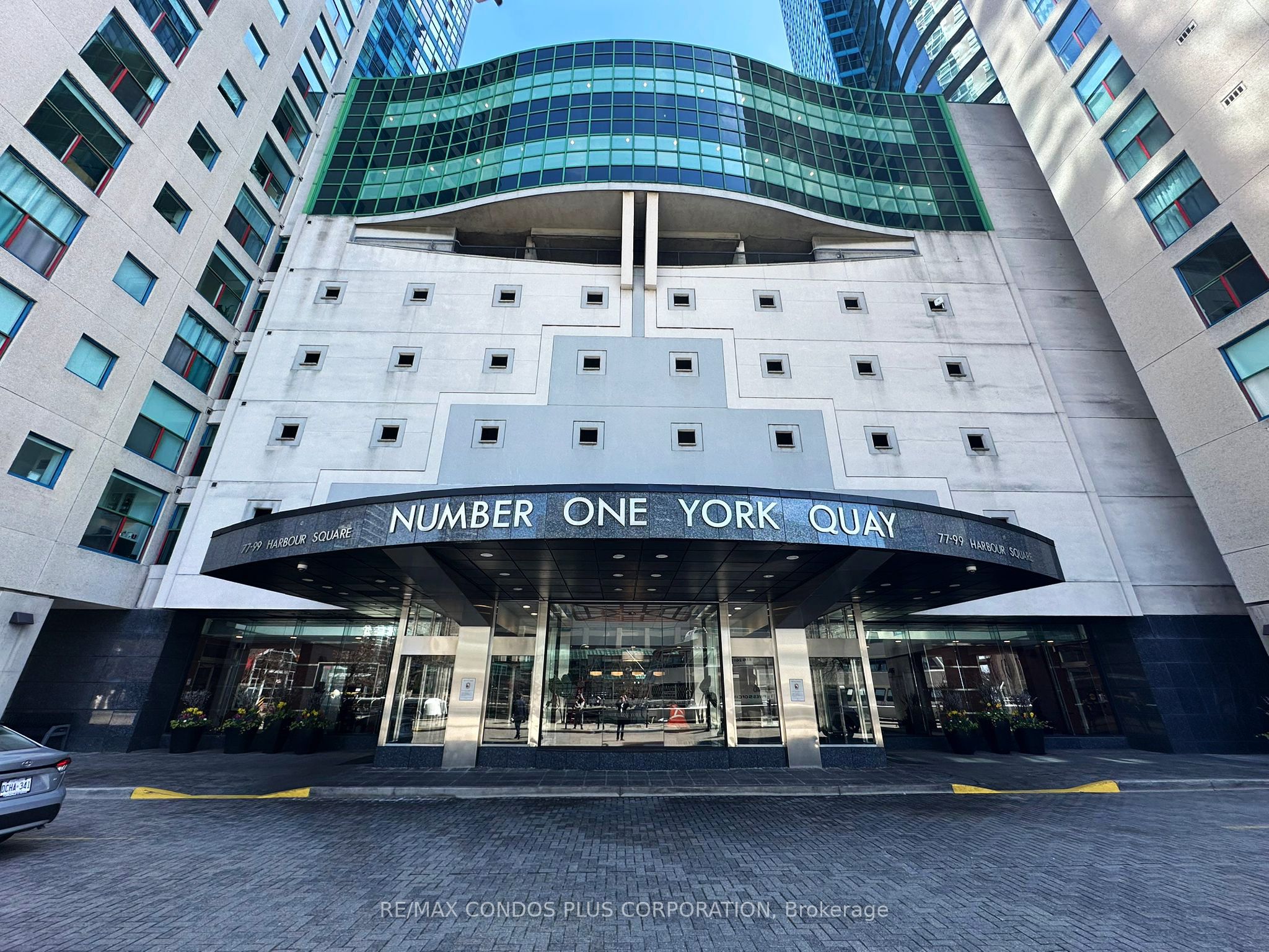 77 Harbour Square 3005